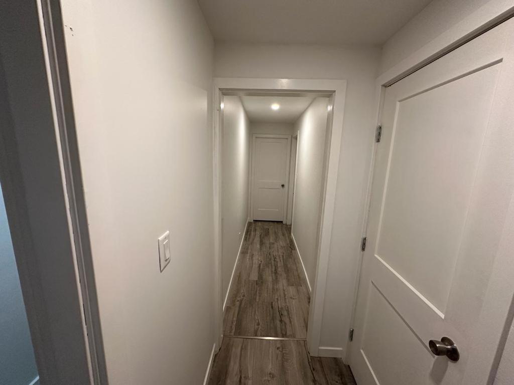 Cozy & Bright Home With Parking فكتوريا المظهر الخارجي الصورة