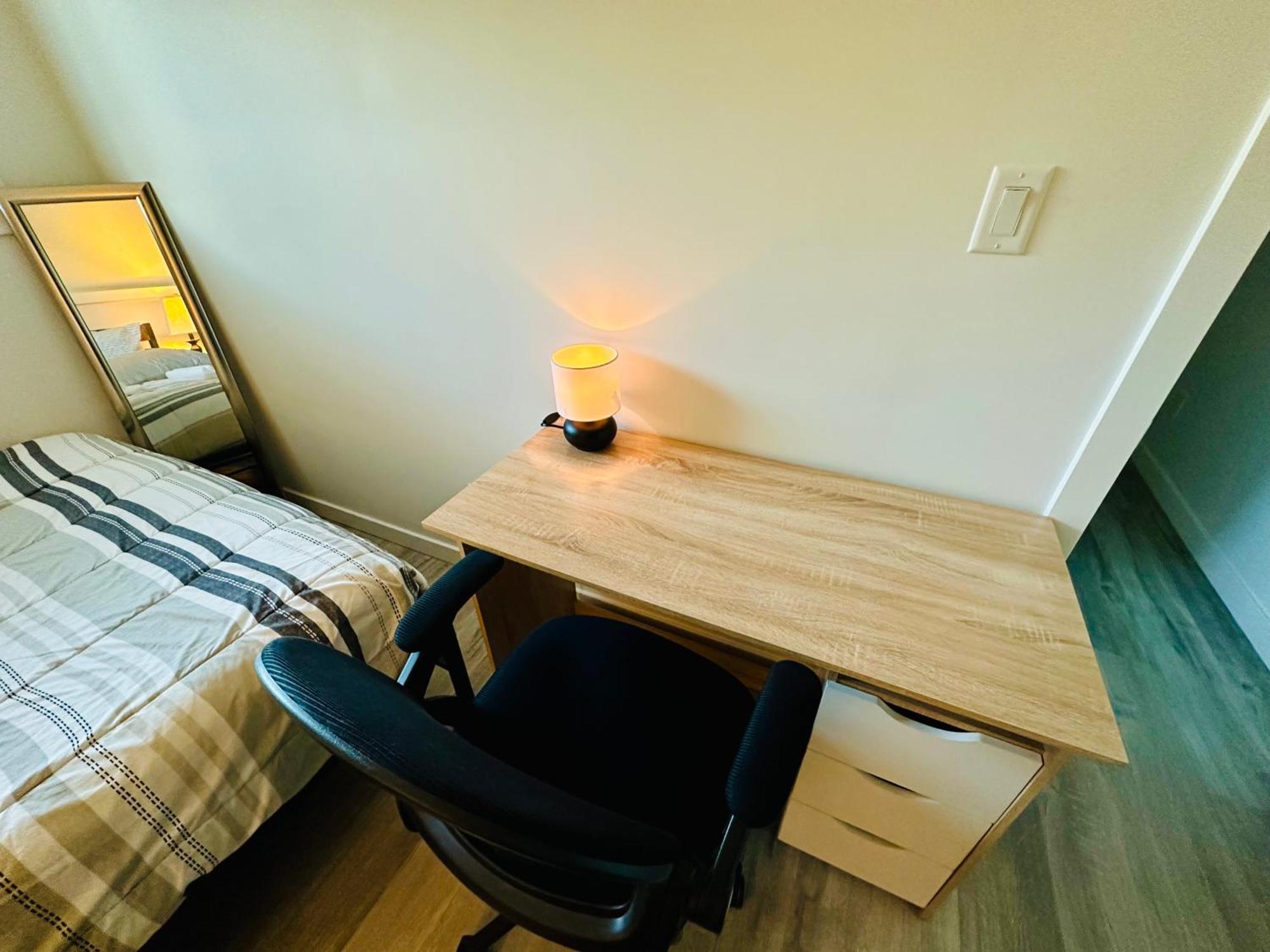 Cozy & Bright Home With Parking فكتوريا المظهر الخارجي الصورة
